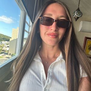 Meet your Posher, Erika